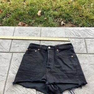 Blokecore gorpcore nostalgia earthy artisanal LEVI'S Denim Jean Shorts 28